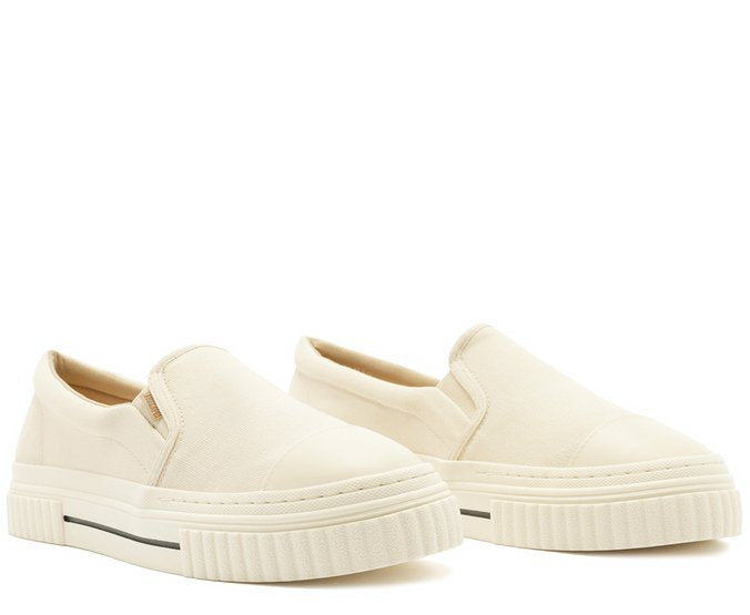 Tênis Slip On Bege Sola Alta Lona Alê