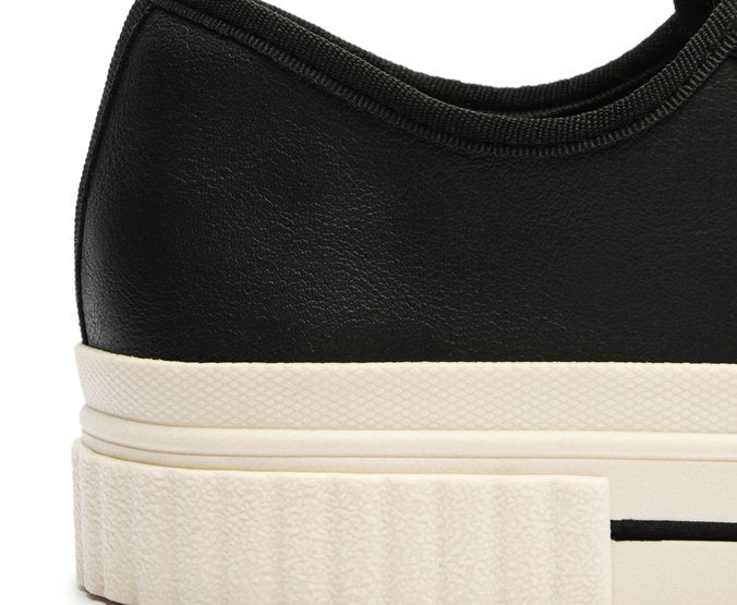 Tênis De Amarrar Preto Sola Alta Alê